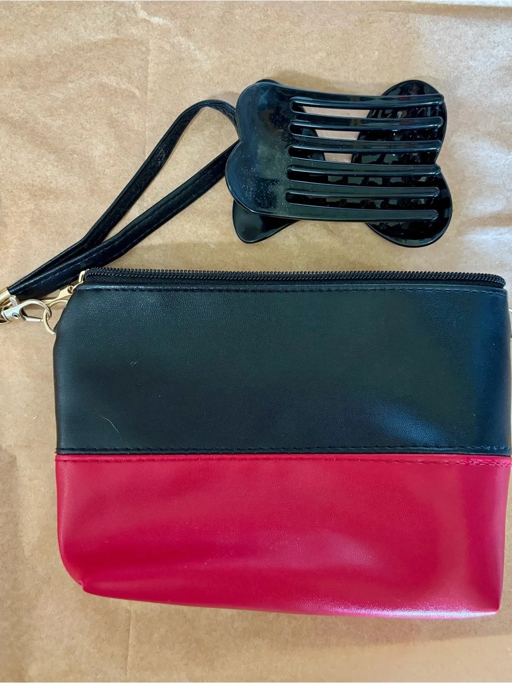 Minnie Mouse Disney Teleties large claw clip and makeup bag.